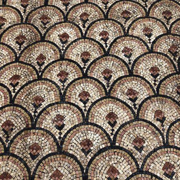 Meet your Posher, Kristen - Picture 1 of 1